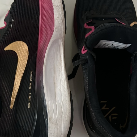Nike zoom fly 5 women’s size 6 (runs large) - Picture 5 of 5